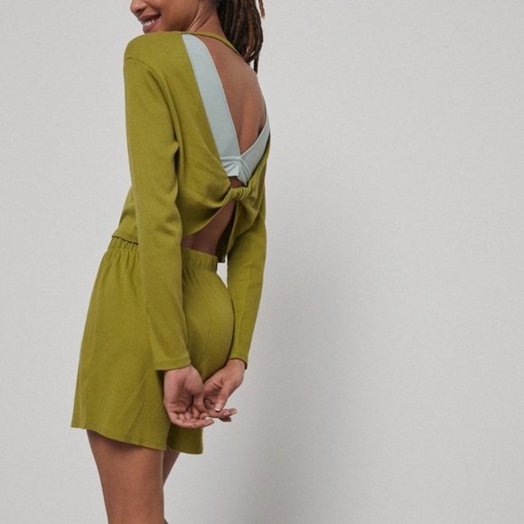 Anthropologie Loretta Twist Back Lounge Set in Green - Picture 3 of 8